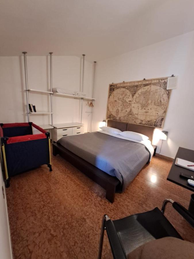 A Casa Di Tom Bed & Breakfast ซานตัมบรอโจ ดิ วัลโปลีเชลลา ภายนอก รูปภาพ