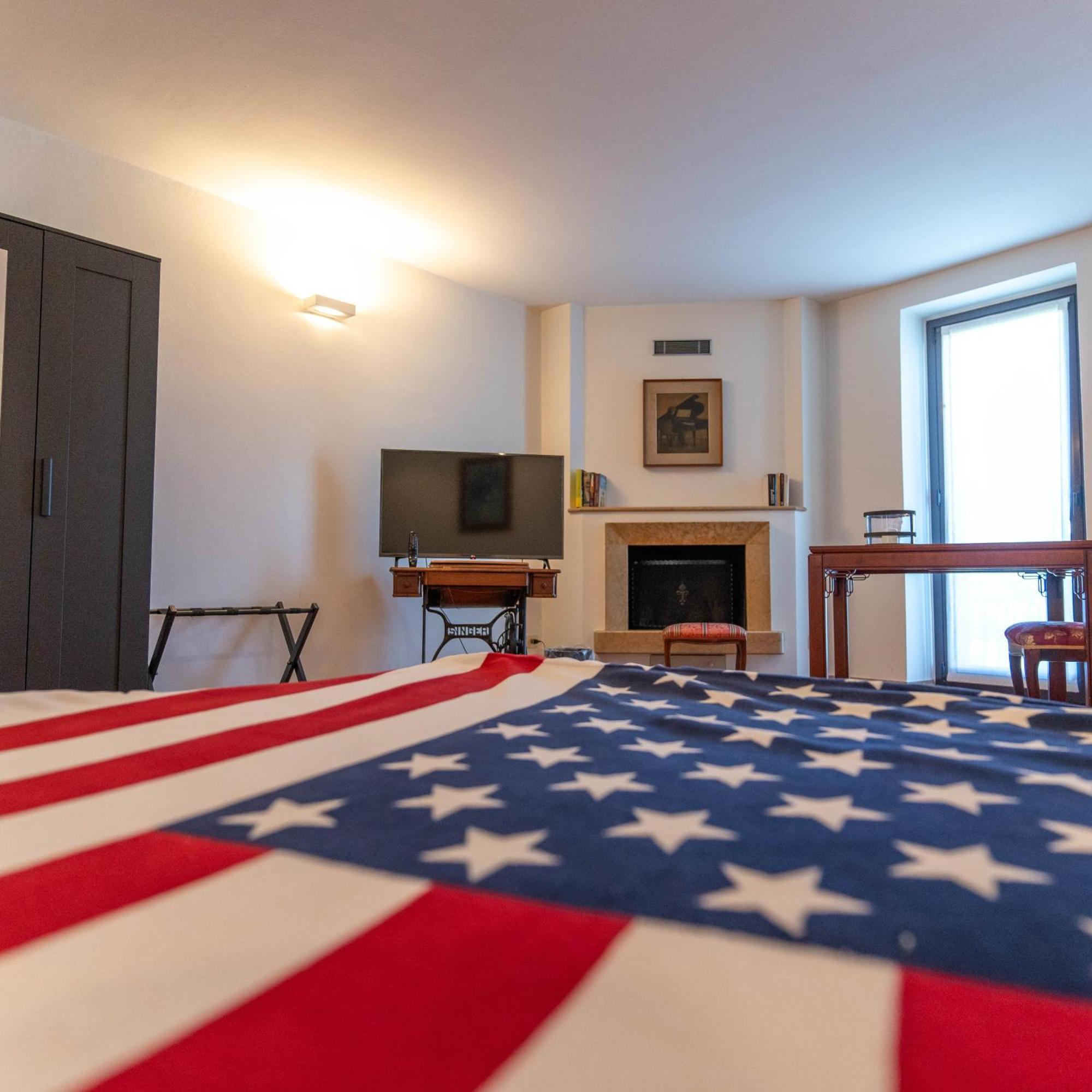 A Casa Di Tom Bed & Breakfast ซานตัมบรอโจ ดิ วัลโปลีเชลลา ภายนอก รูปภาพ