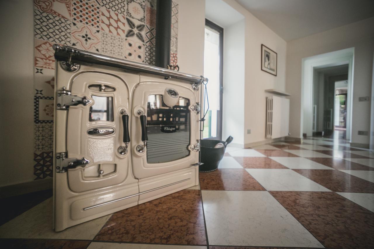 A Casa Di Tom Bed & Breakfast ซานตัมบรอโจ ดิ วัลโปลีเชลลา ภายนอก รูปภาพ